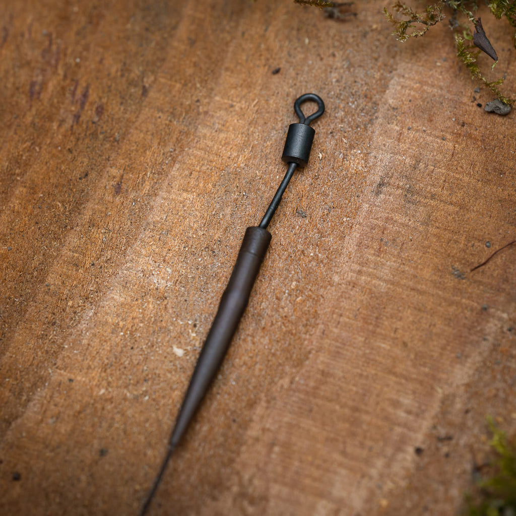 PB Products Combi rig stiff coated, swivel detail