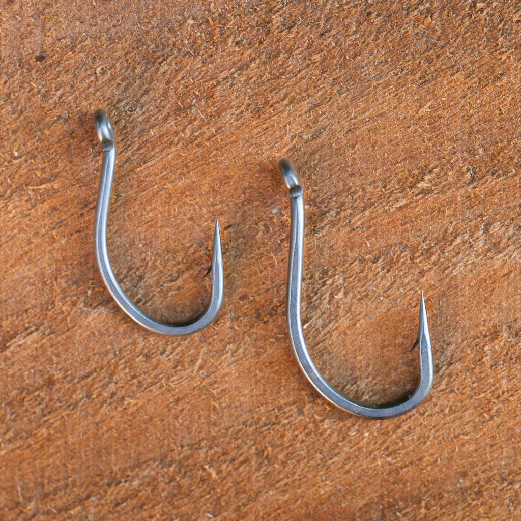 PB Products Chod hook, both sizes