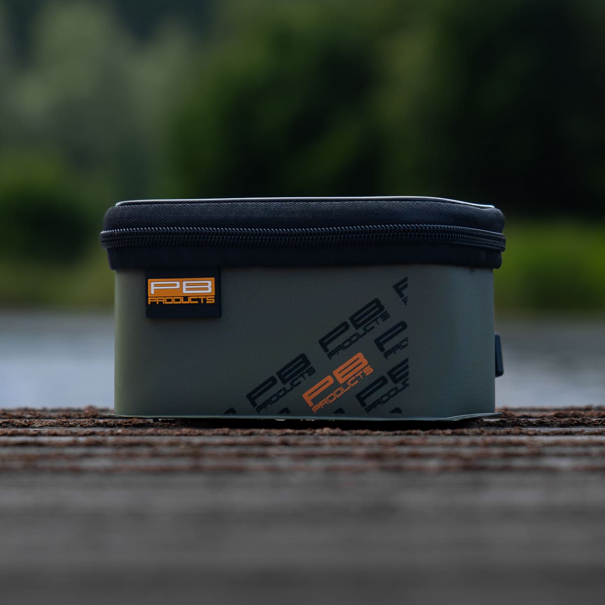 PB Products EVA H2O proof end tackle BaX medium, 2 compartments