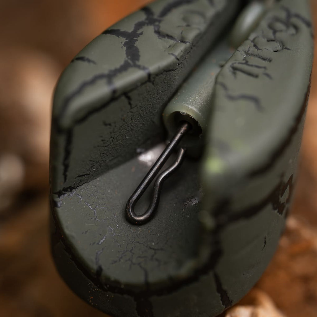 PB Products Hit and Run Centre Impact inline lead kit in Weed, swivel detail
