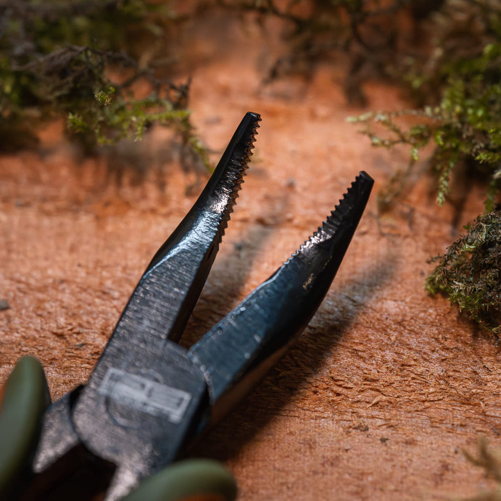 PB Products puller and unhooking pliers, detail