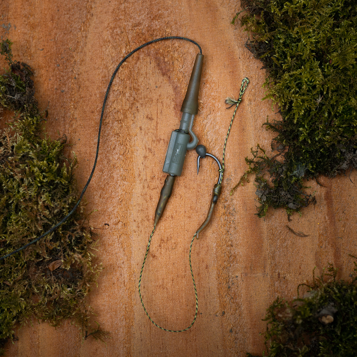 PB Products R2G Silk Ray clip leader with Shot on the Hook rig, leader detail