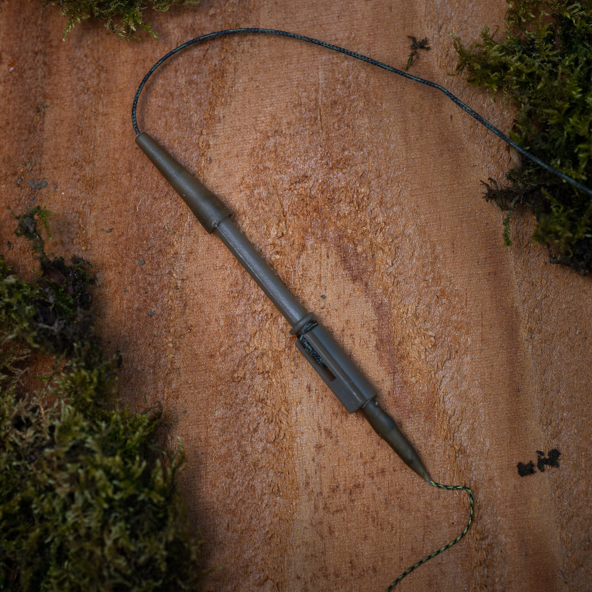 PB Products R2G Silk Ray inline leader with Shot on the Hook overloaded rig, inline insert detail