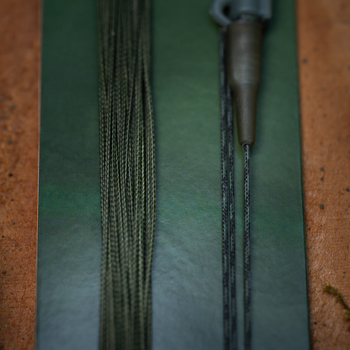 PB Products R2G Kevlar Silk Ray leadclip knotless leader, two leaders