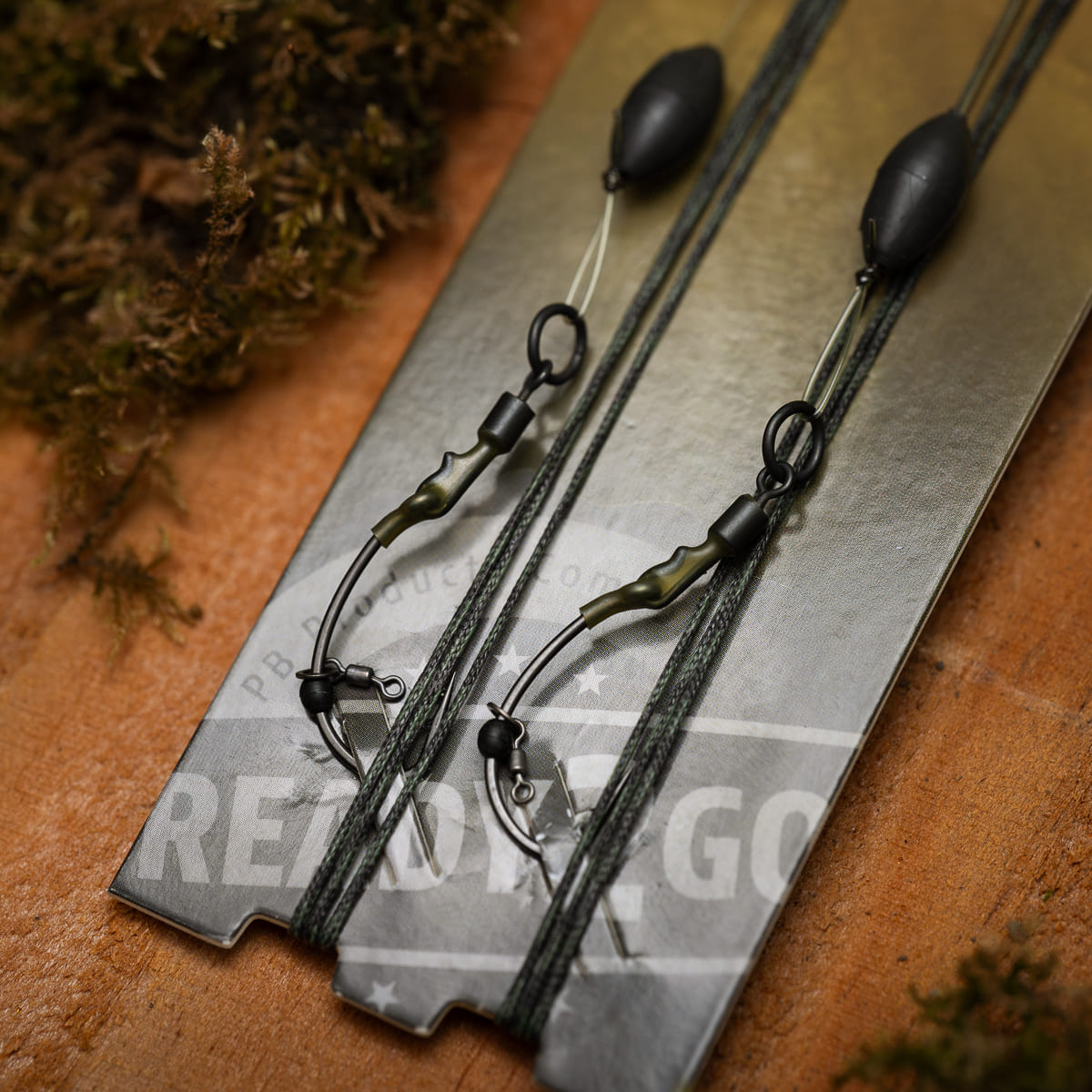 PB Products R2G Silk Ray clip leader with Ronnie hinged stiff rig, size 6, side view