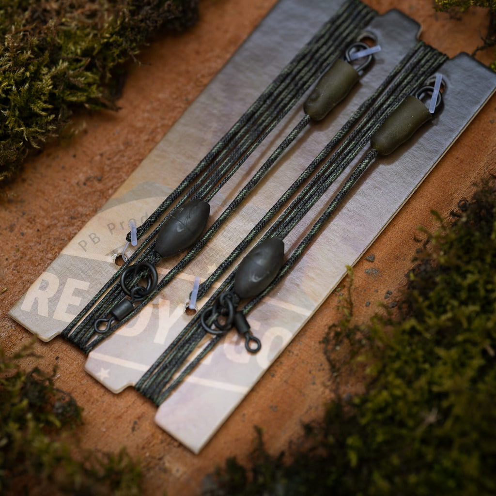 PB Products R2G Hit and Run weighted chod leader 1 g in Weed, side view