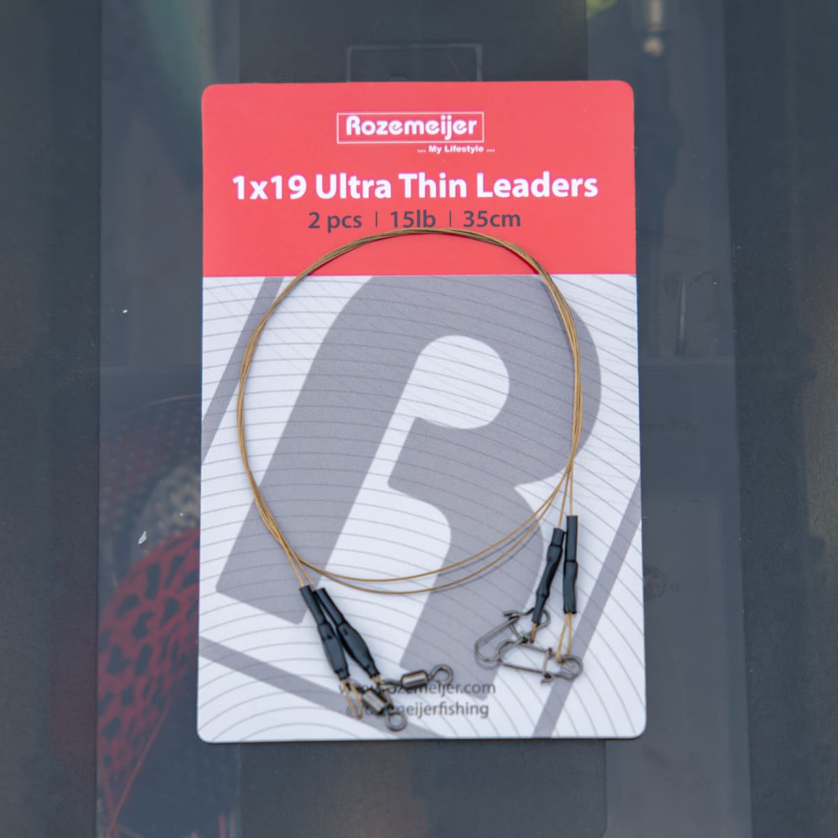 Ultra Thin Leaders