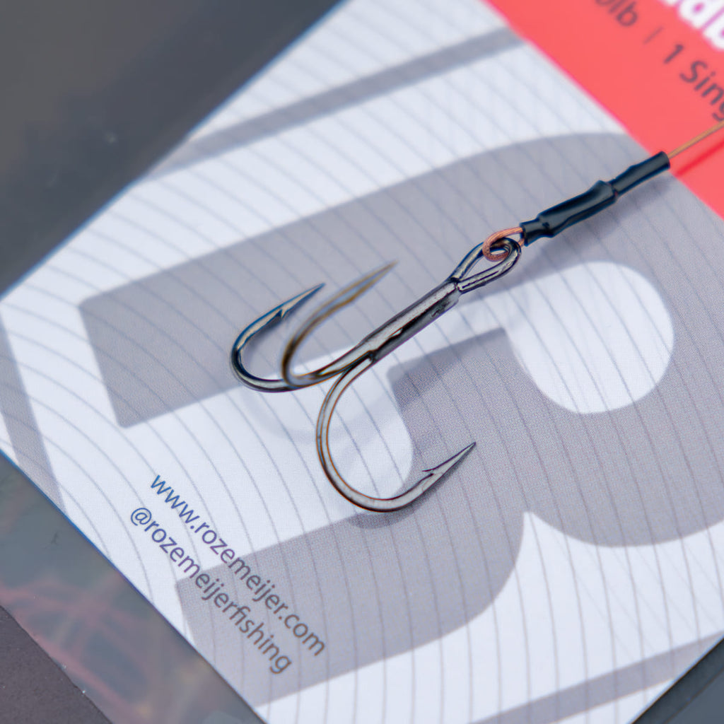 Deadbait Leaders 1x single + #2 treble 50cm 30lb 2pcs