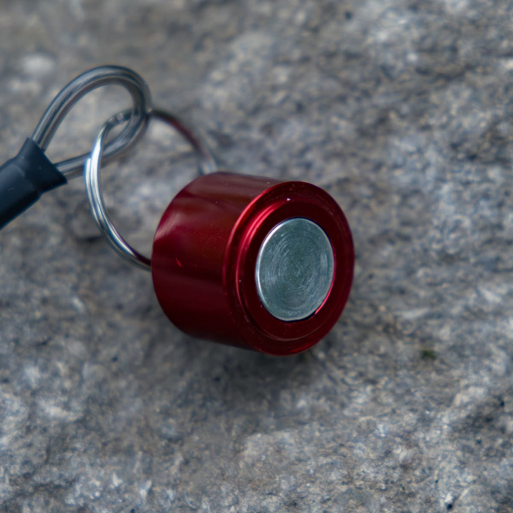 Magnetic Release DLX + lanyard