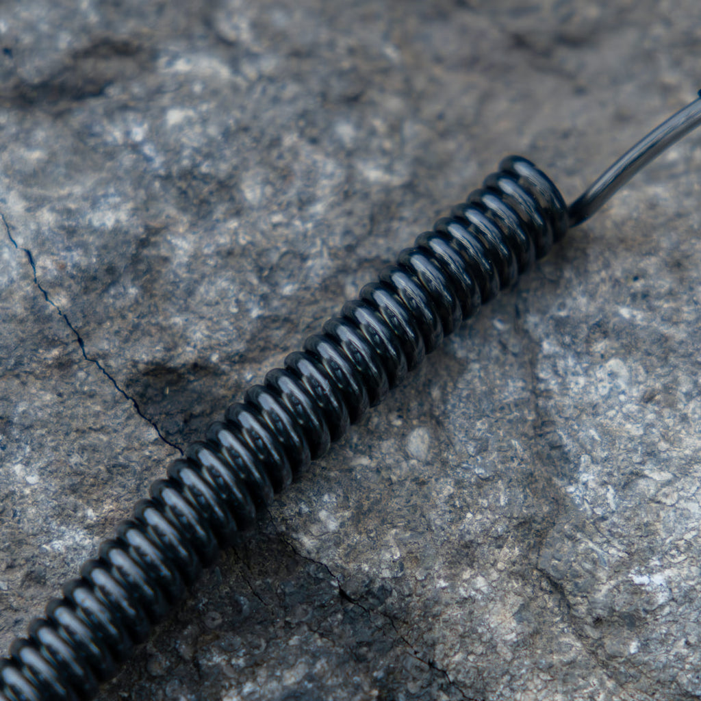 Magnetic Release DLX + lanyard