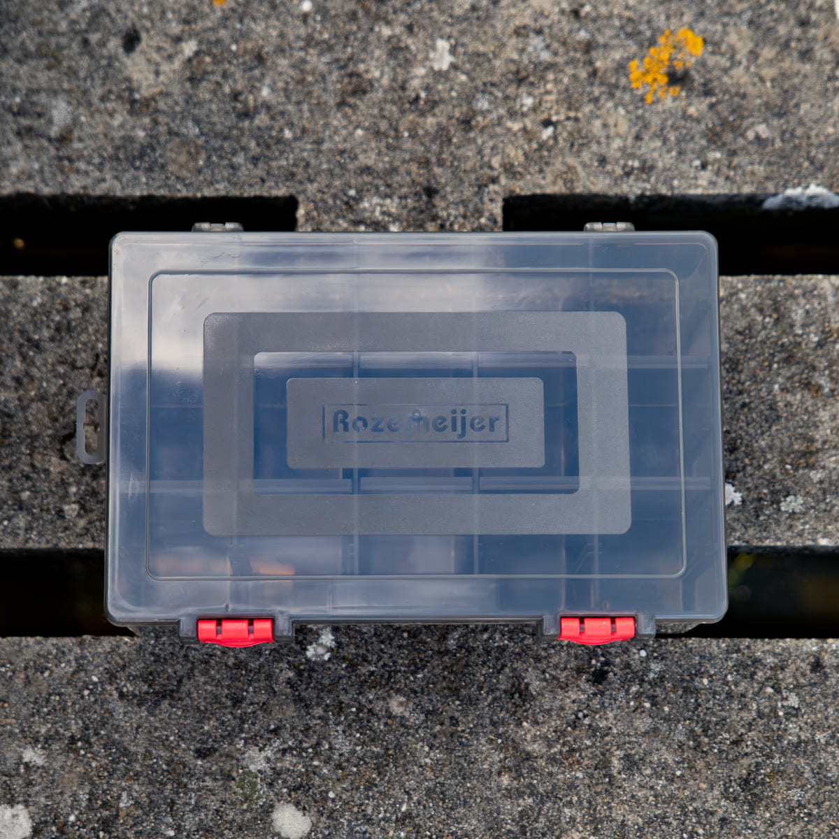 Tackle Tainer D30